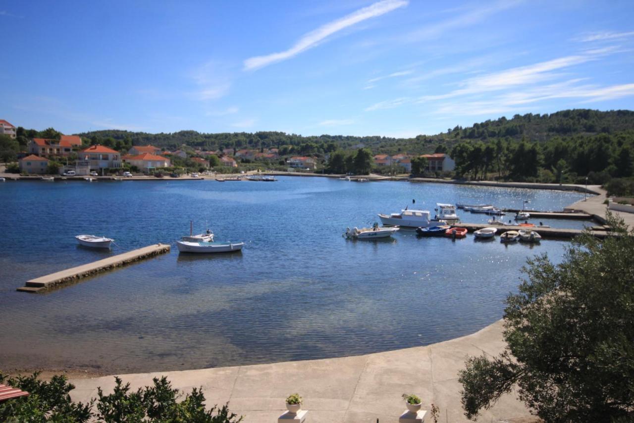 Rooms With A Parking Space Lumbarda, Korcula - 4436 Екстер'єр фото