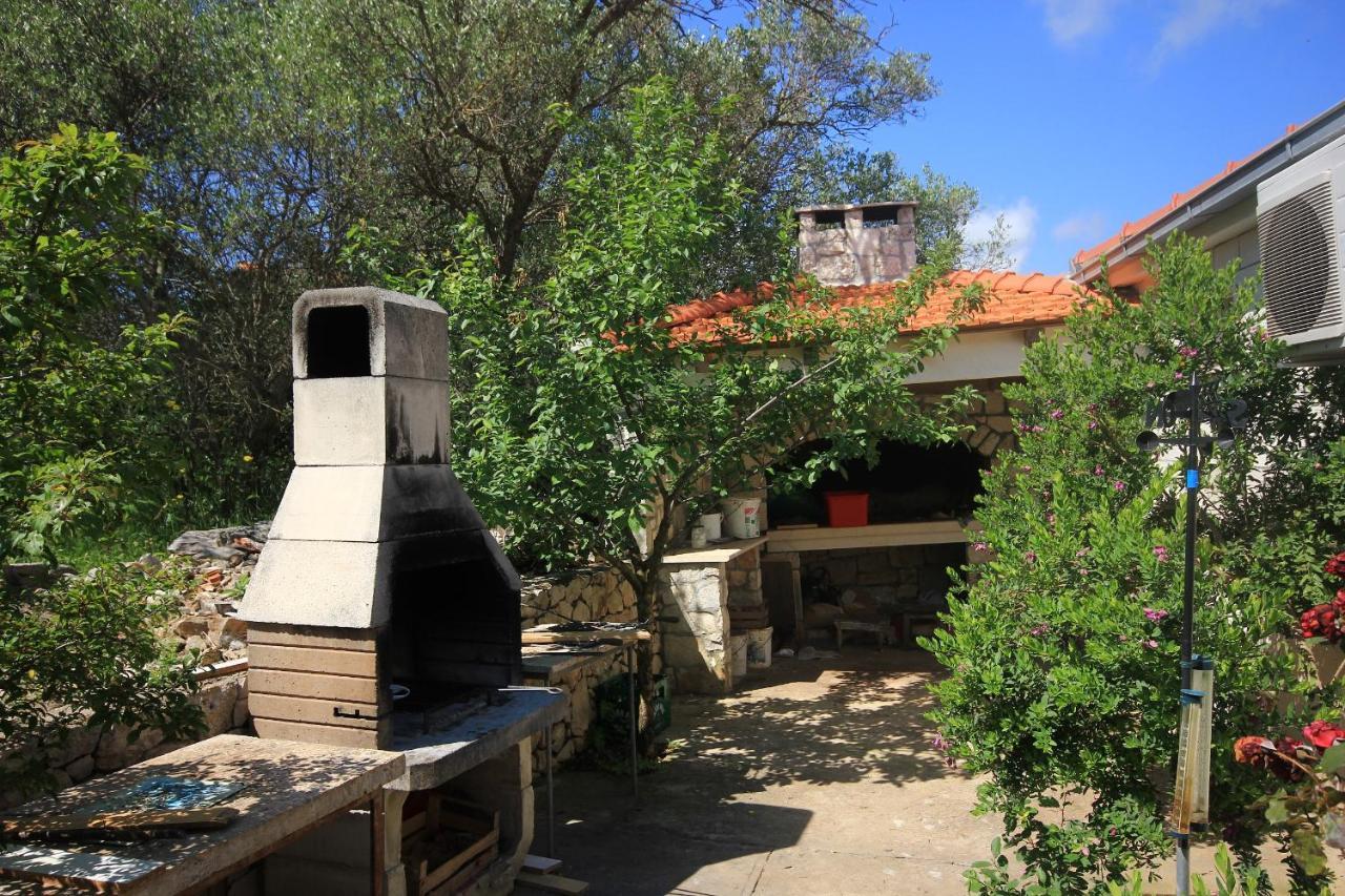Rooms With A Parking Space Lumbarda, Korcula - 4436 Екстер'єр фото