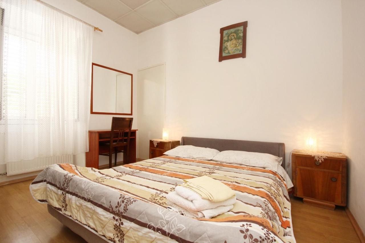 Rooms With A Parking Space Lumbarda, Korcula - 4436 Екстер'єр фото