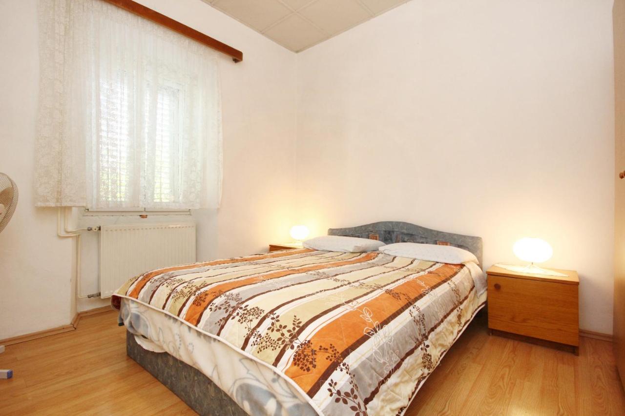 Rooms With A Parking Space Lumbarda, Korcula - 4436 Екстер'єр фото